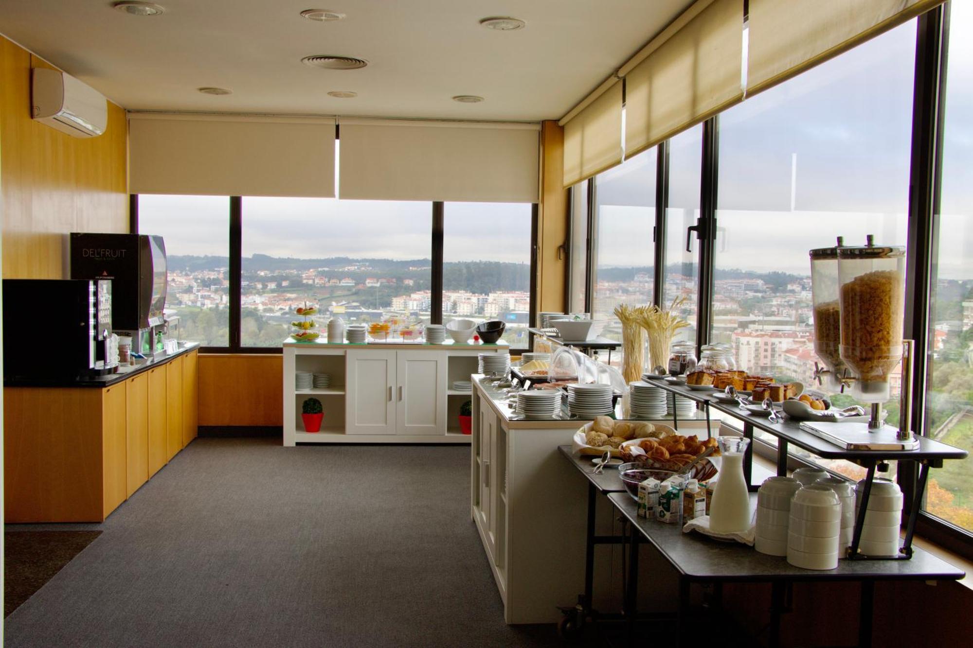 Hotel Eurosol Leiria & Jardim المظهر الخارجي الصورة