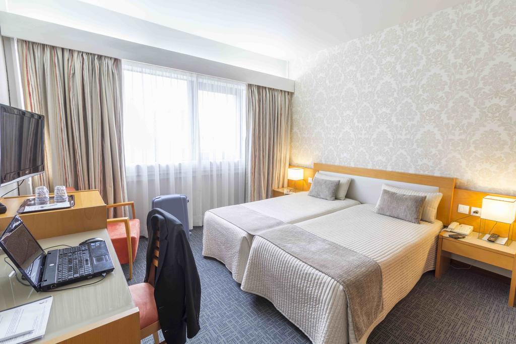 Hotel Eurosol Leiria & Jardim المظهر الخارجي الصورة